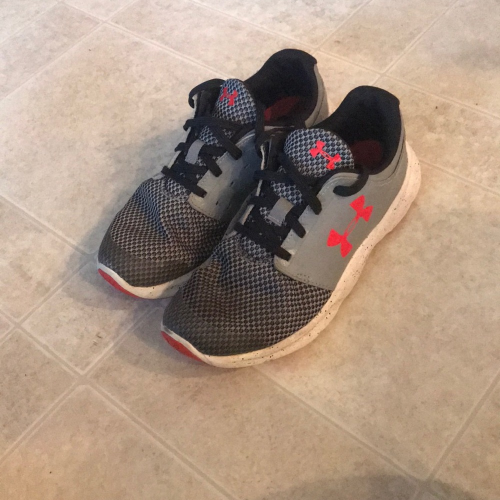 Boys Under Armour Shoes - Size 4